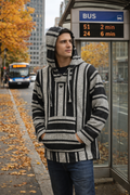 Pancho — Poncho Traditionnel | Noir et Vert